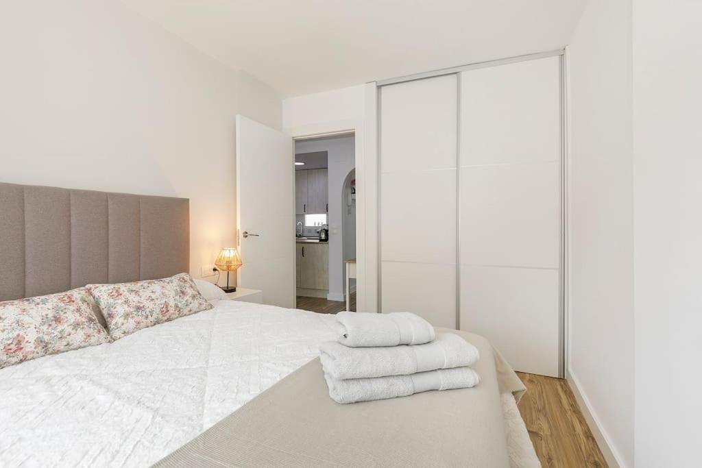 Apartamento Carmela โมนาชิล ภายนอก รูปภาพ