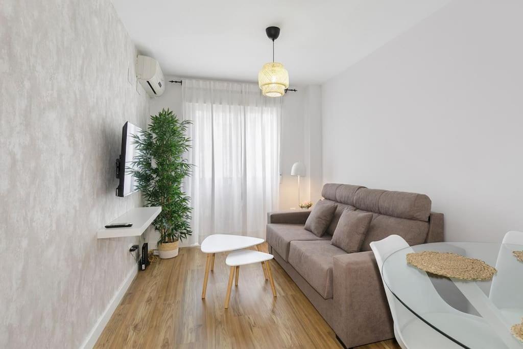 Apartamento Carmela โมนาชิล ภายนอก รูปภาพ