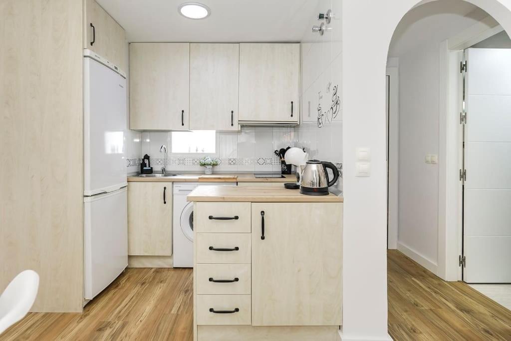 Apartamento Carmela โมนาชิล ภายนอก รูปภาพ