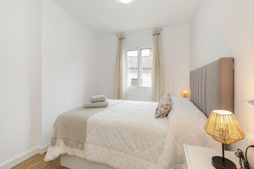 Apartamento Carmela โมนาชิล ภายนอก รูปภาพ